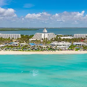 Feriested The Pyramid By Oasis, Cancún