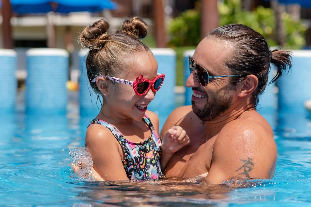 The Reef Coco Beach Resort & Spa Playa del Carmen
