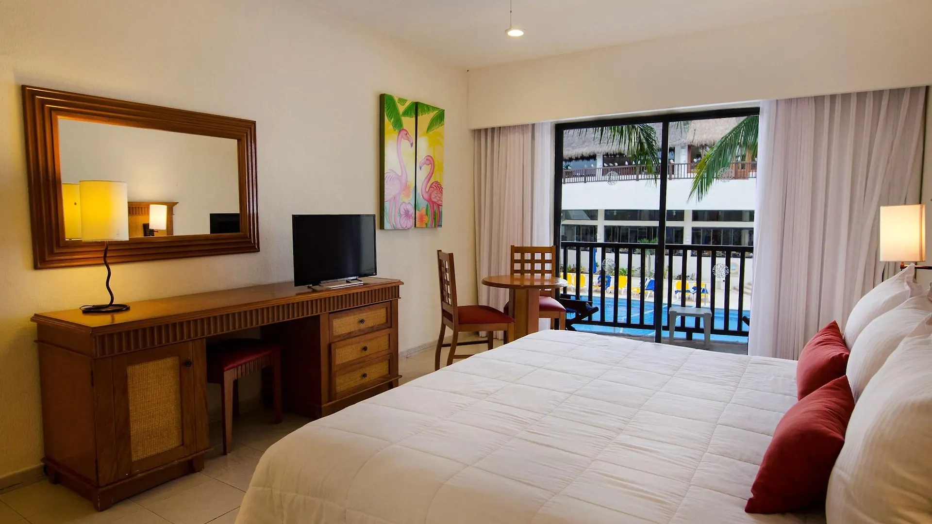The Reef Coco Beach Resort & Spa Playa del Carmen