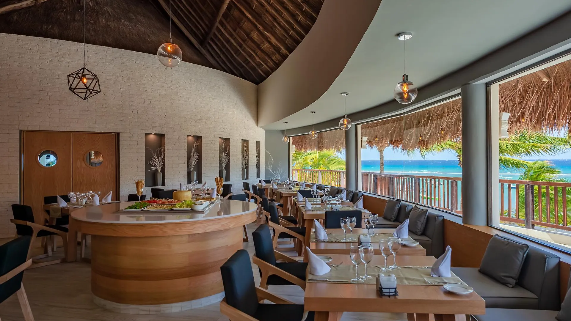 The Reef Coco Beach Resort & Spa Playa del Carmen