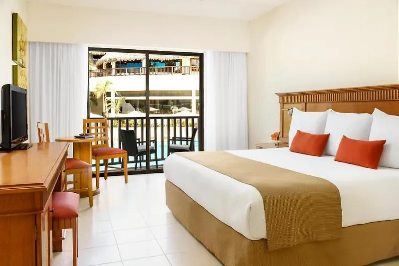 The Reef Coco Beach Resort & Spa Playa del Carmen