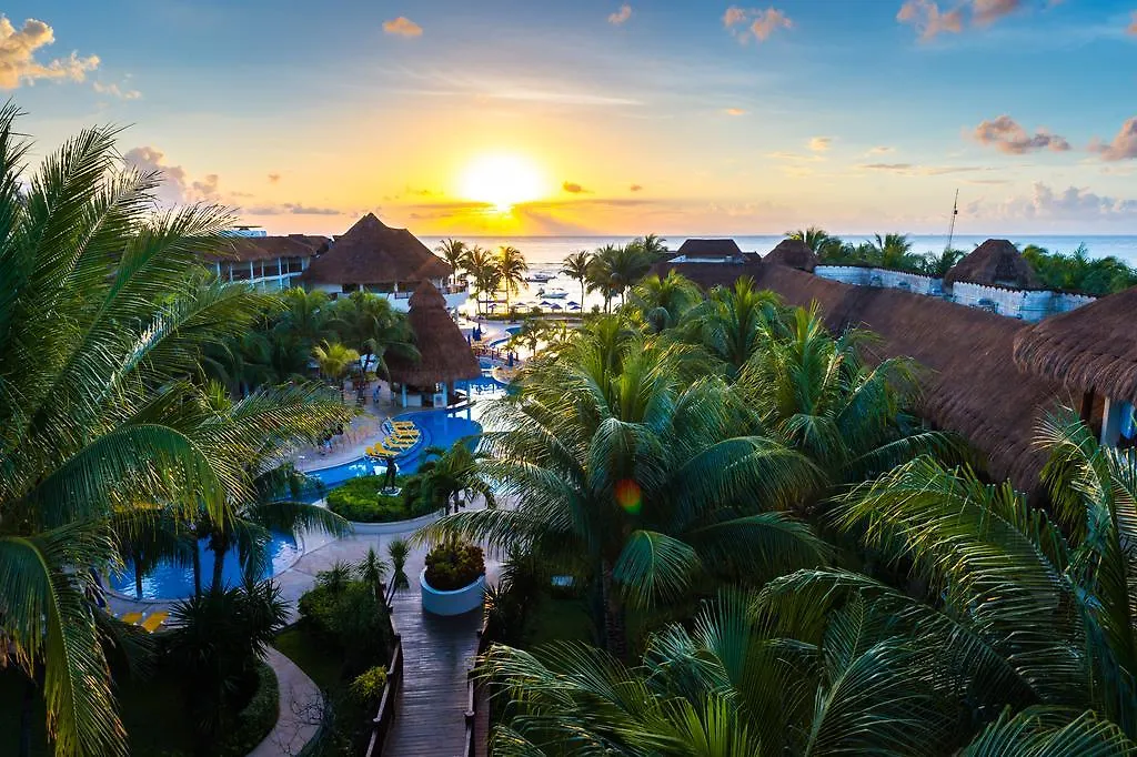 The Reef Coco Beach Resort & Spa Playa del Carmen