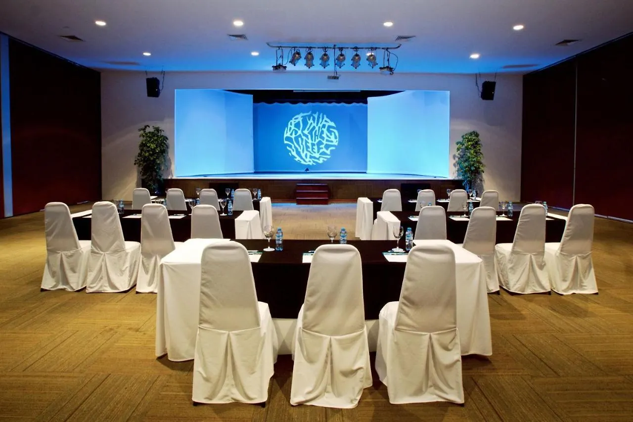 The Reef Coco Beach Resort & Spa Playa del Carmen 4*,